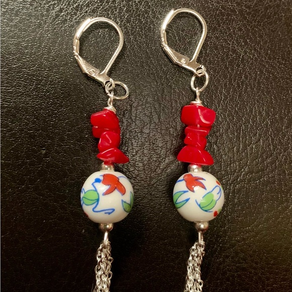 ⭐️2/$10 Red Coral Painted Ceramic Silver Lantern Handcrafted Earrings - Picture 2 of 7